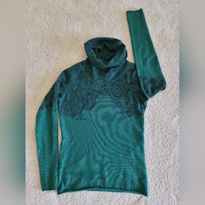 Kier+J Cashmere turtleneck women's sweater